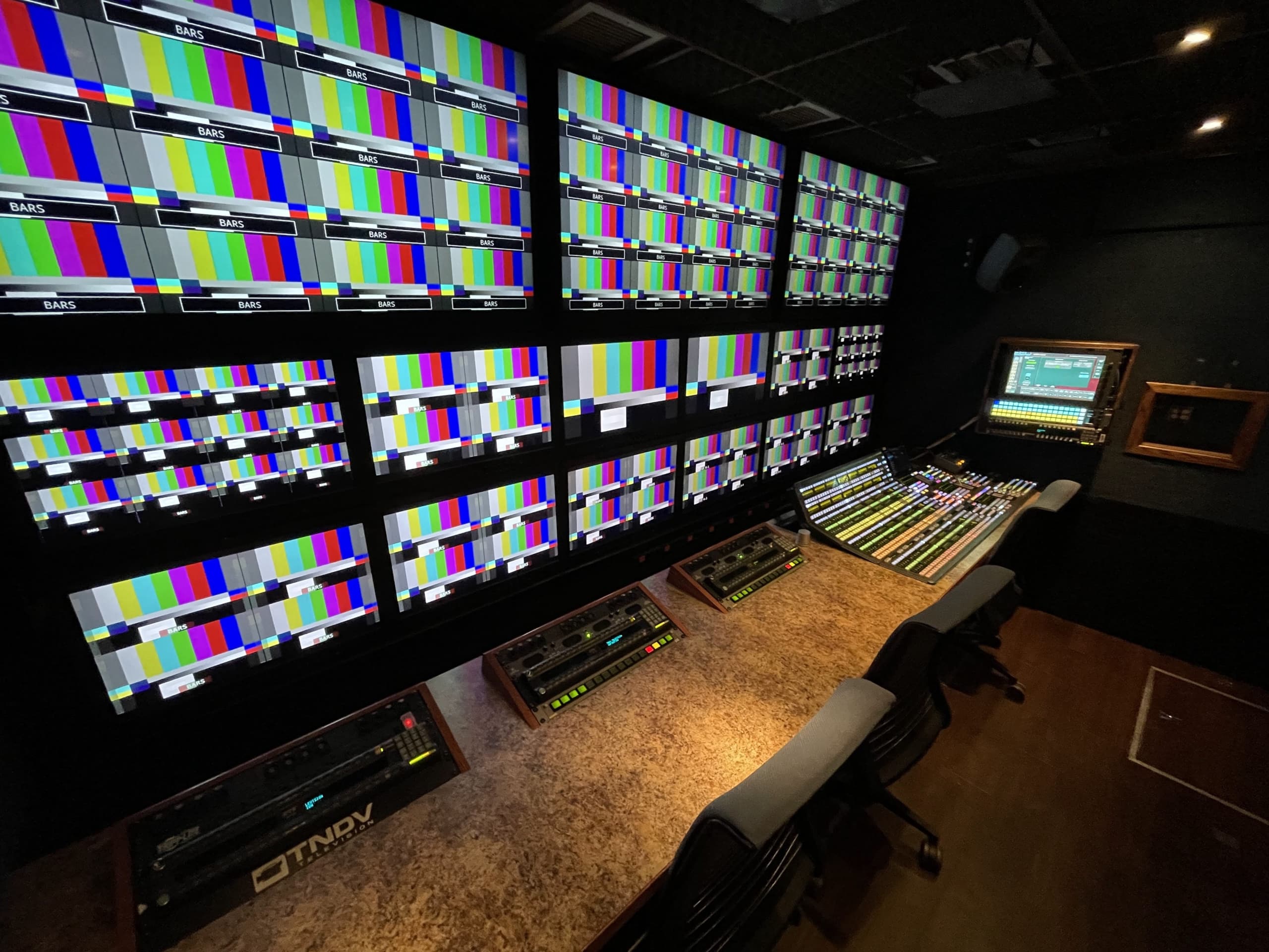 Mobile Unit Monitor Wall